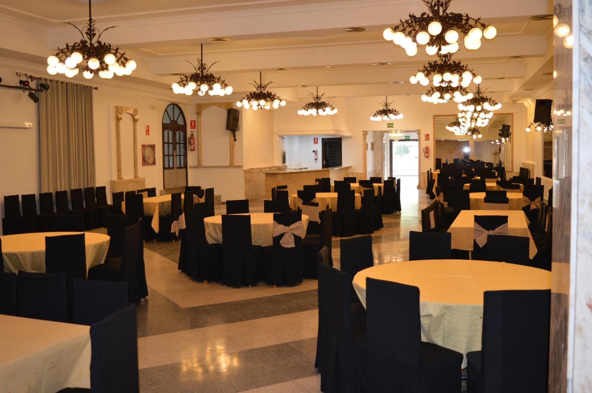 Nuevo Hotel Capitolio Valdepeñas Εξωτερικό φωτογραφία